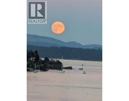 1676 Lands End Rd, North Saanich, BC V8L5L5 Photo 78