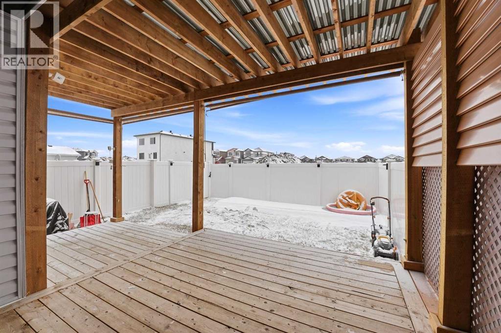 39 Lake Street, Rural Red Deer County