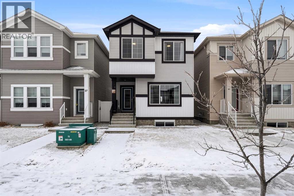 39 Lake Street, Rural Red Deer County