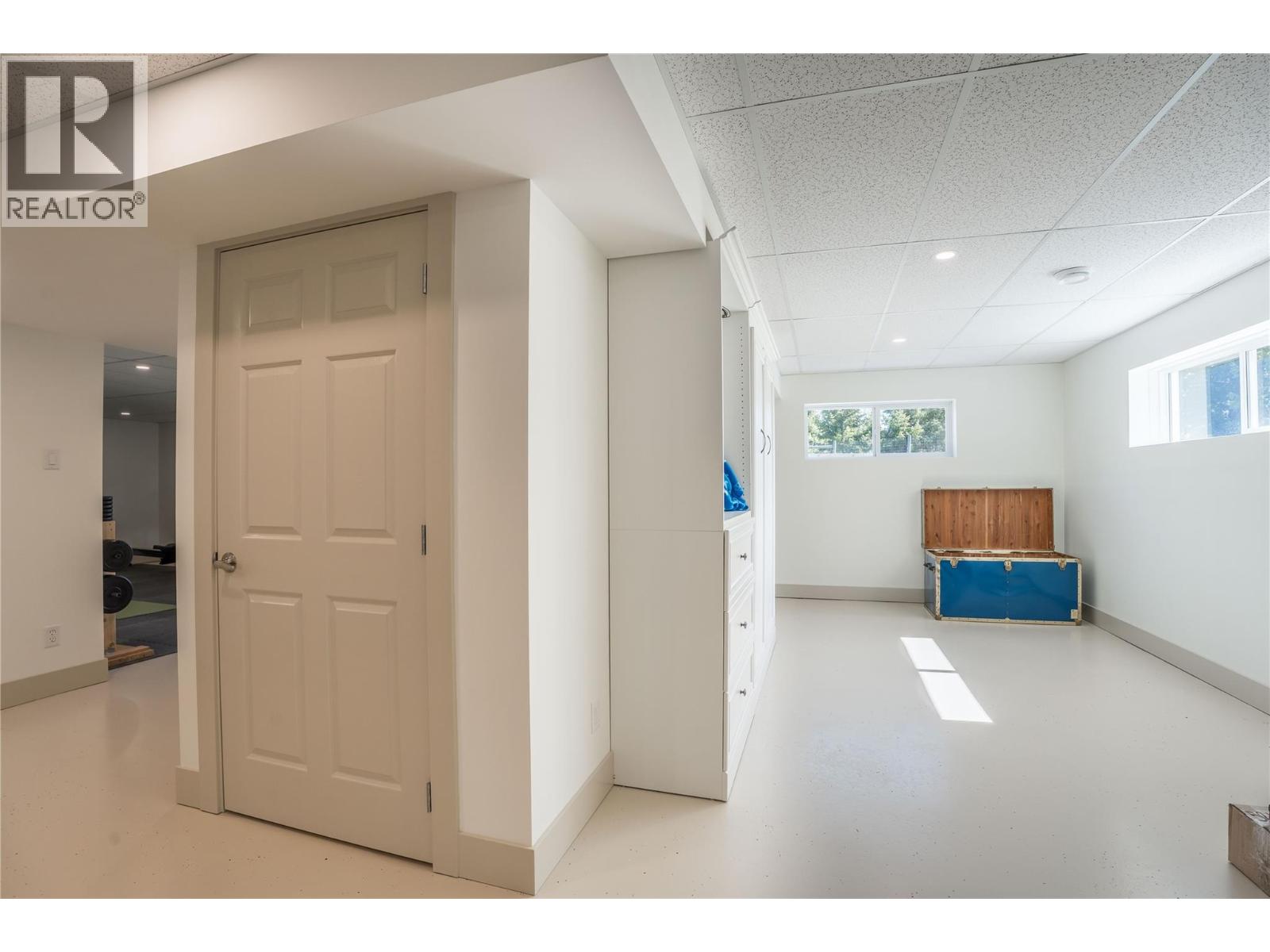 801 Raven Hill Road - 44