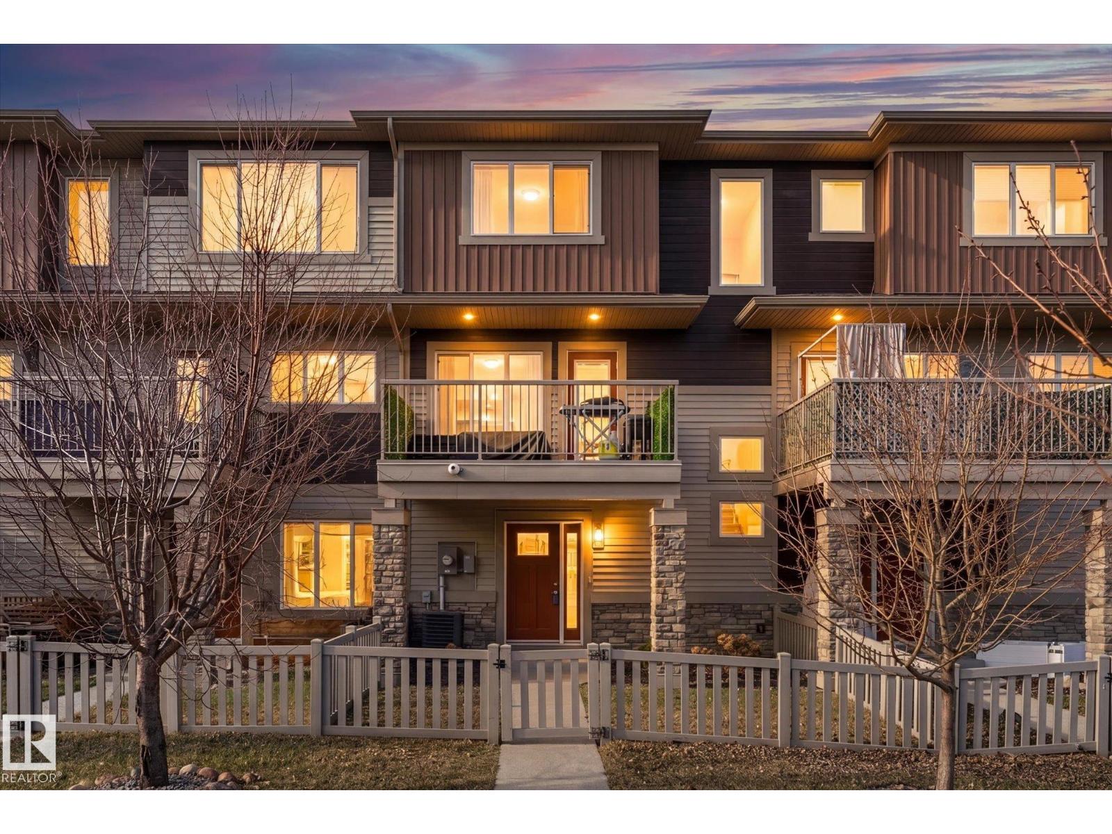 19754 26A AV NW, Edmonton