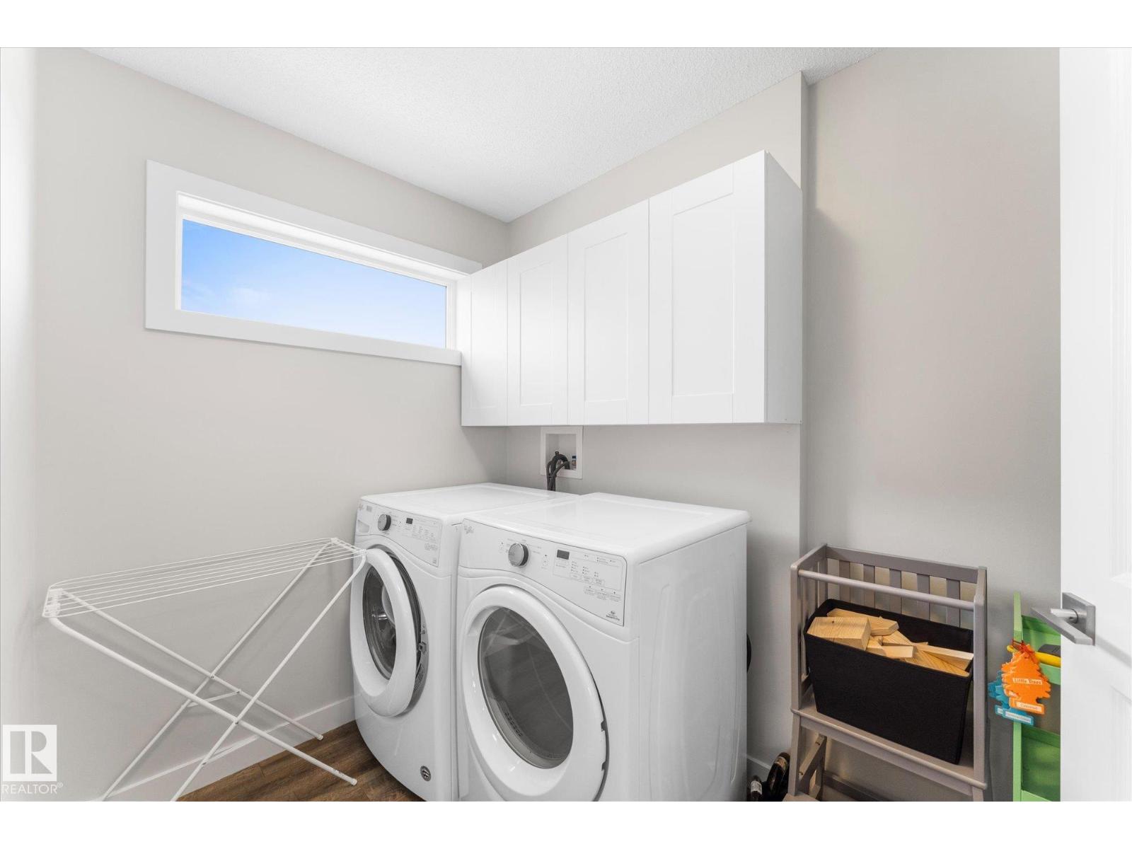 19754 26A AV NW, Edmonton
