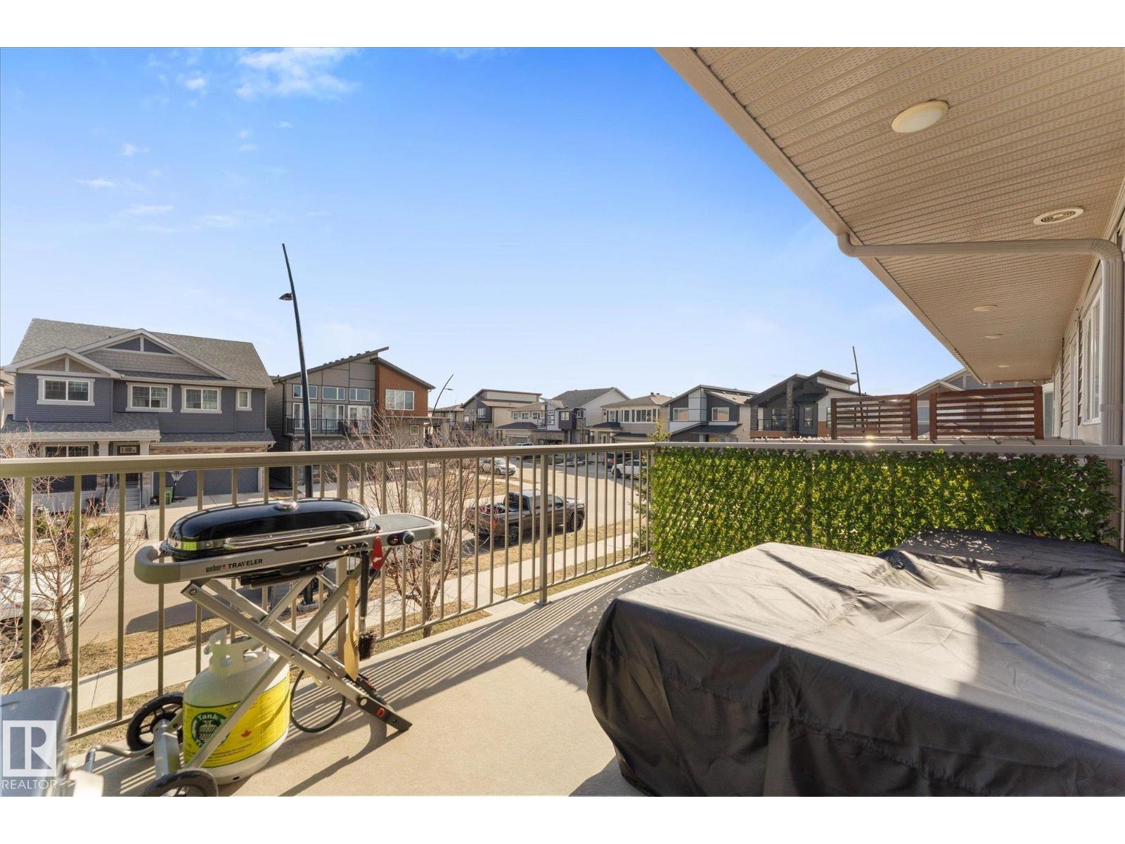 19754 26A AV NW, Edmonton