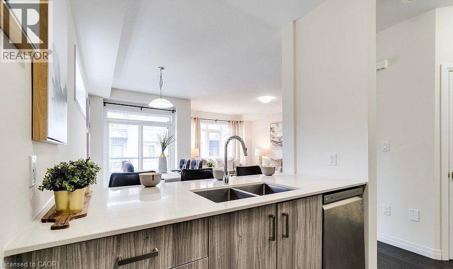 30 TIMES SQUARE Boulevard Unit# 122, Stoney Creek, Ontario, L8J0M1 — Photo 26