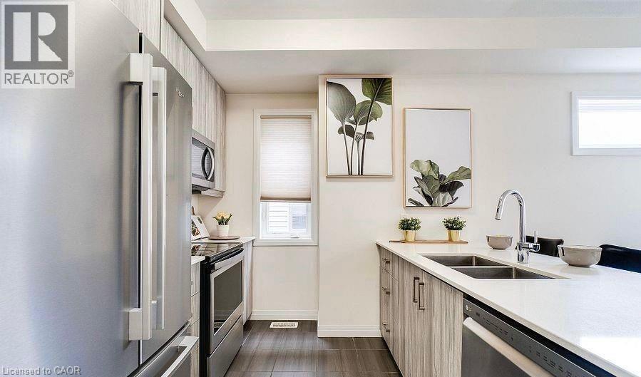 30 TIMES SQUARE Boulevard Unit# 122, Stoney Creek, Ontario, L8J0M1 — Photo 27