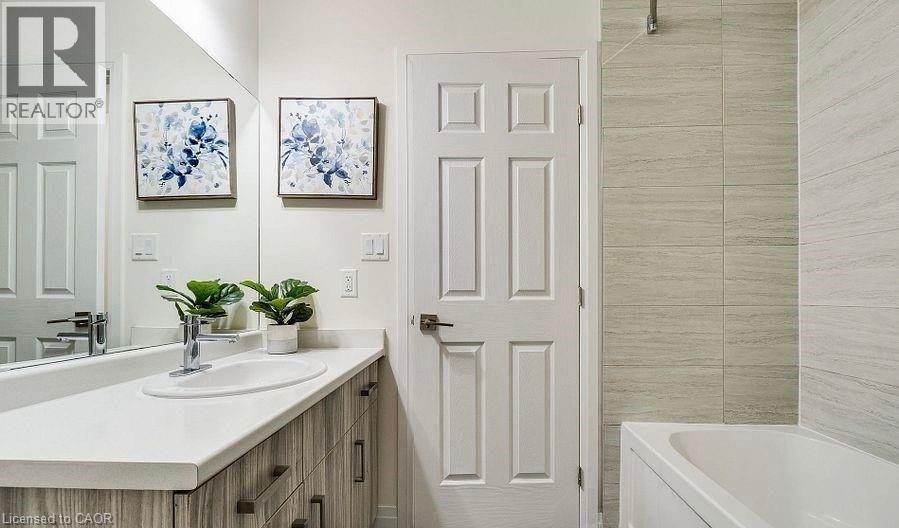30 TIMES SQUARE Boulevard Unit# 122, Stoney Creek, Ontario, L8J0M1 — Photo 34