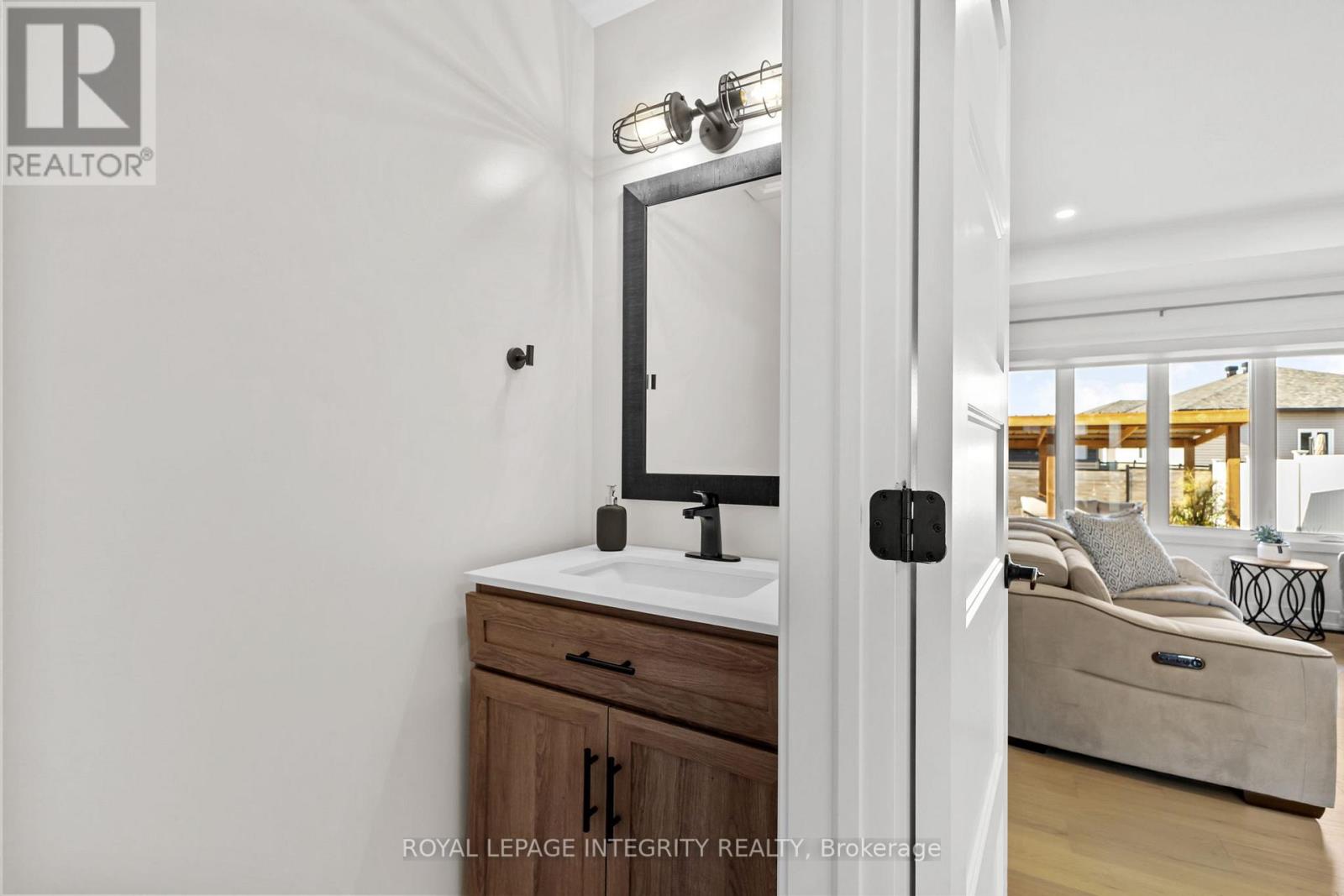 204 HYBRID STREET - 13