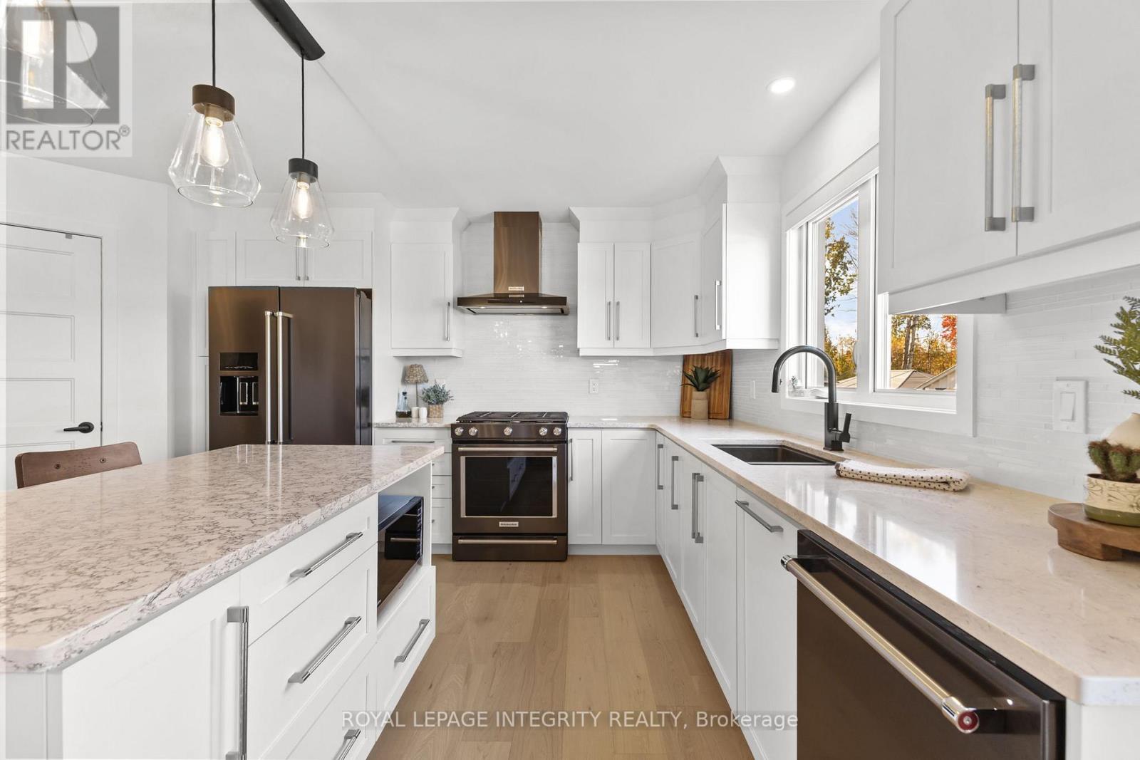 204 HYBRID STREET - 9