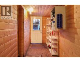 4, 4504 41 Street, Camrose, AB T4V4K4 Photo 9