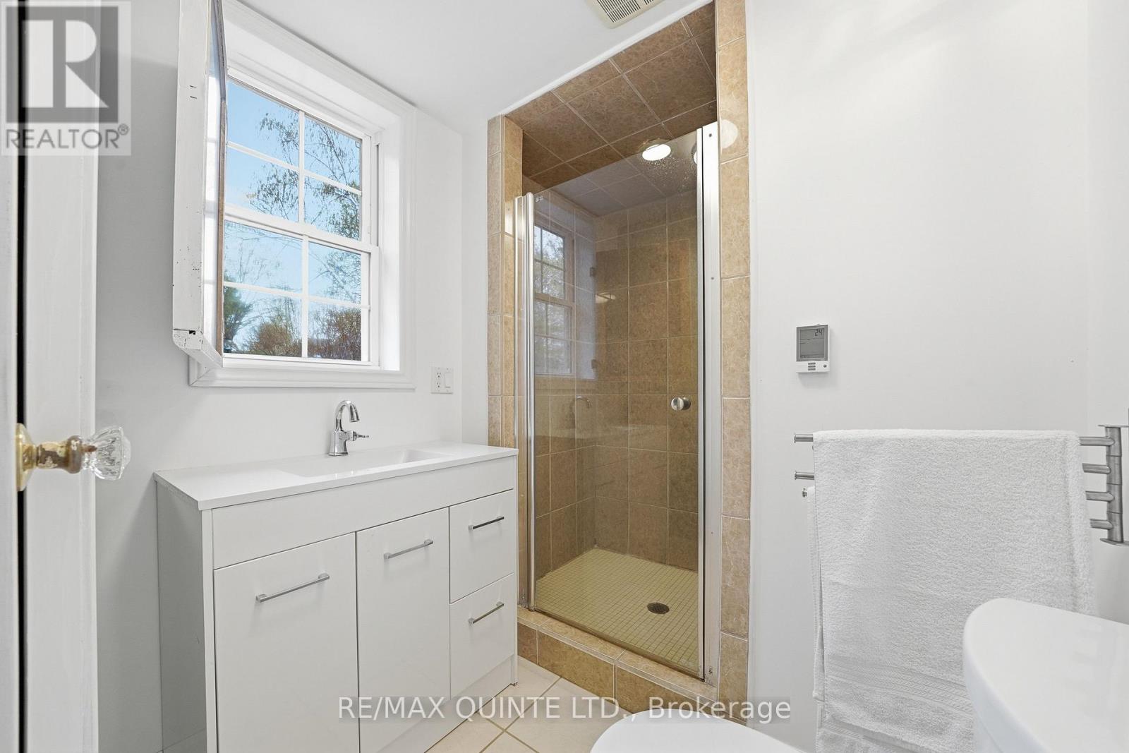 5 HERMON LANE - 34