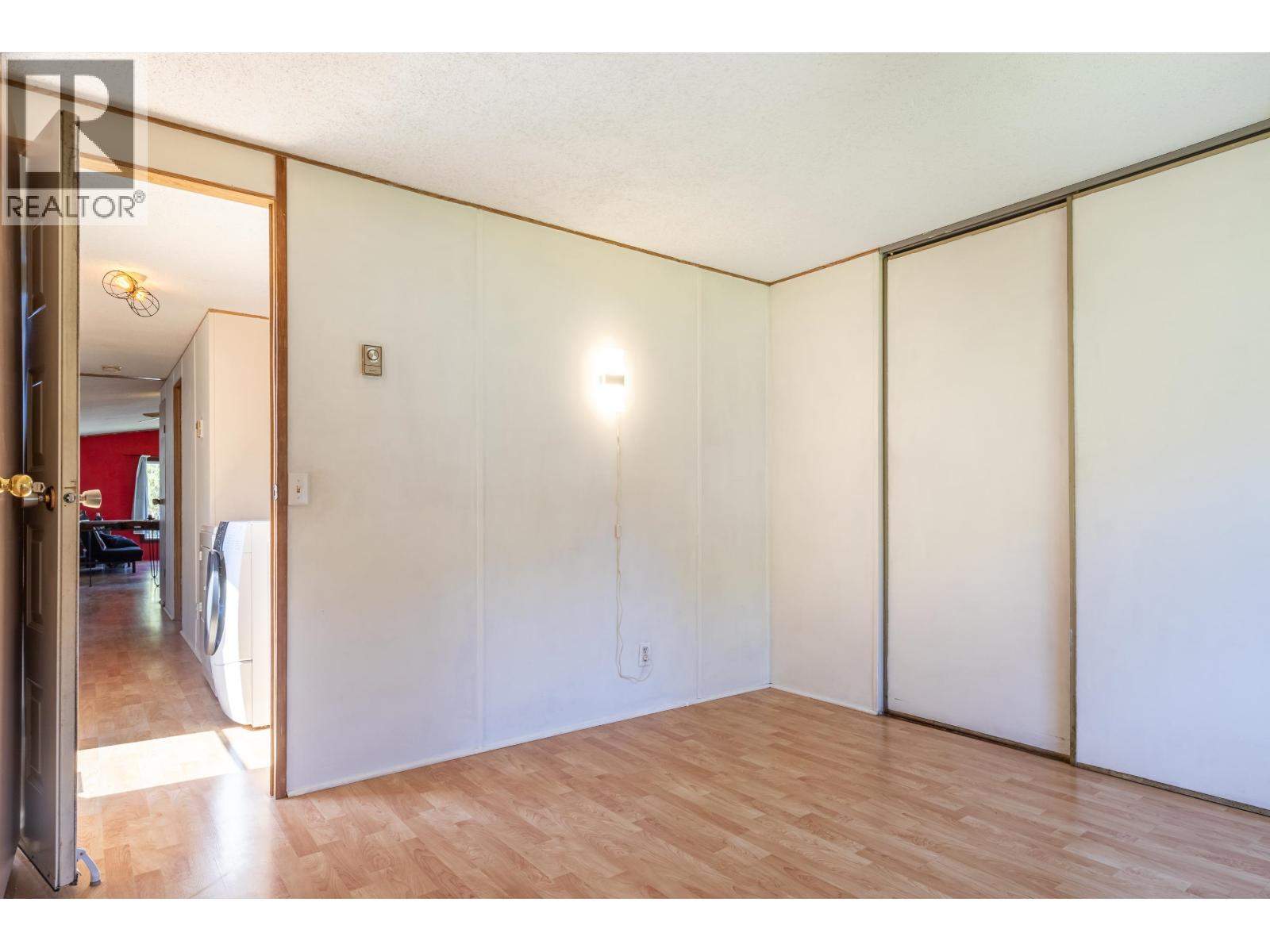 53 1413 SUNSHINE COAST HIGHWAY, Gibsons