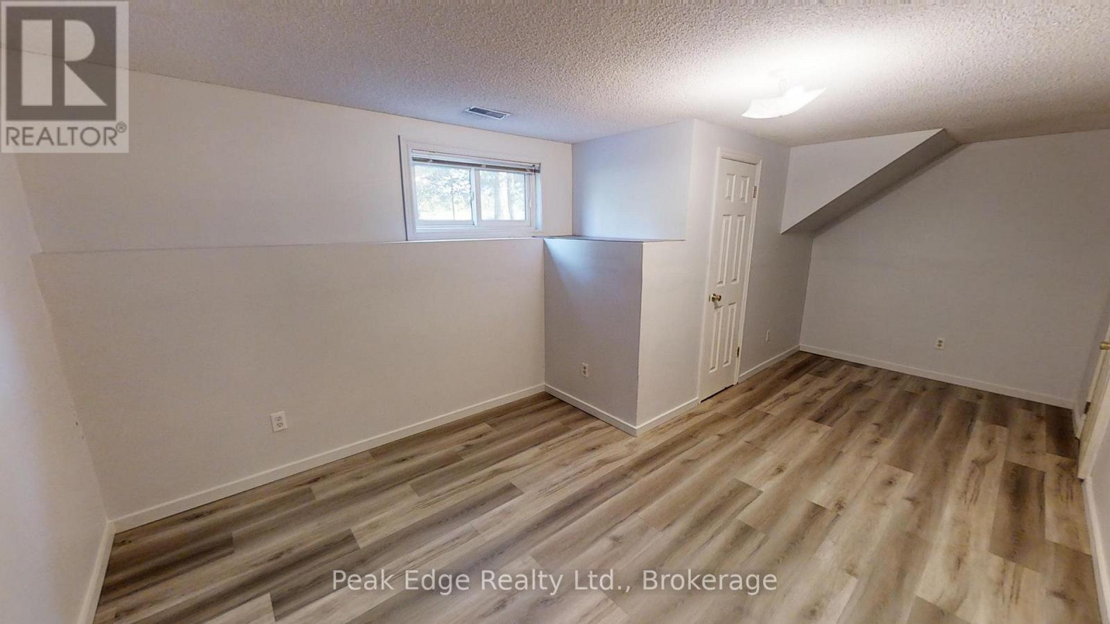 9840 BASELINE ROAD - 23