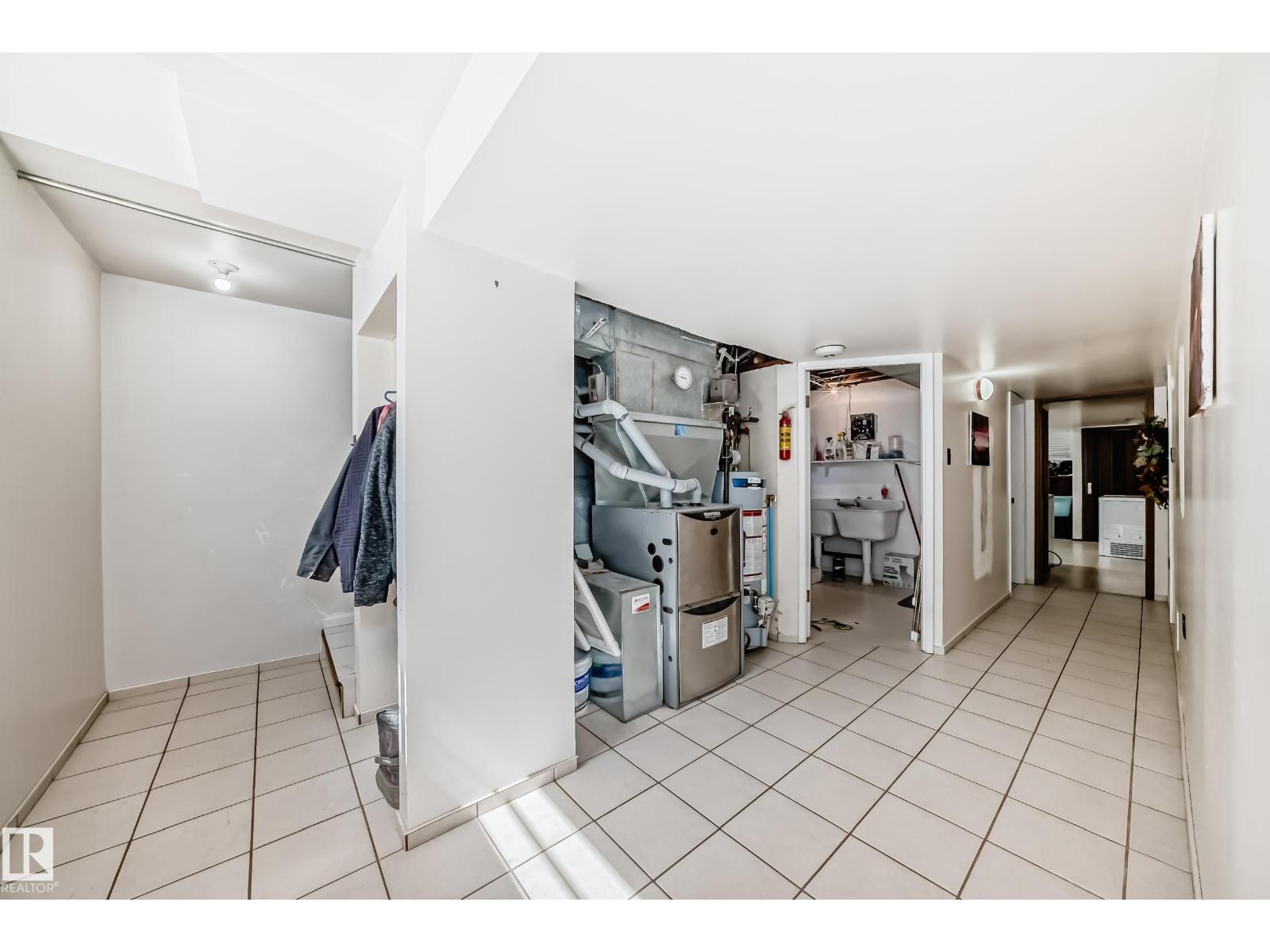 12106 48 ST NW, Edmonton
