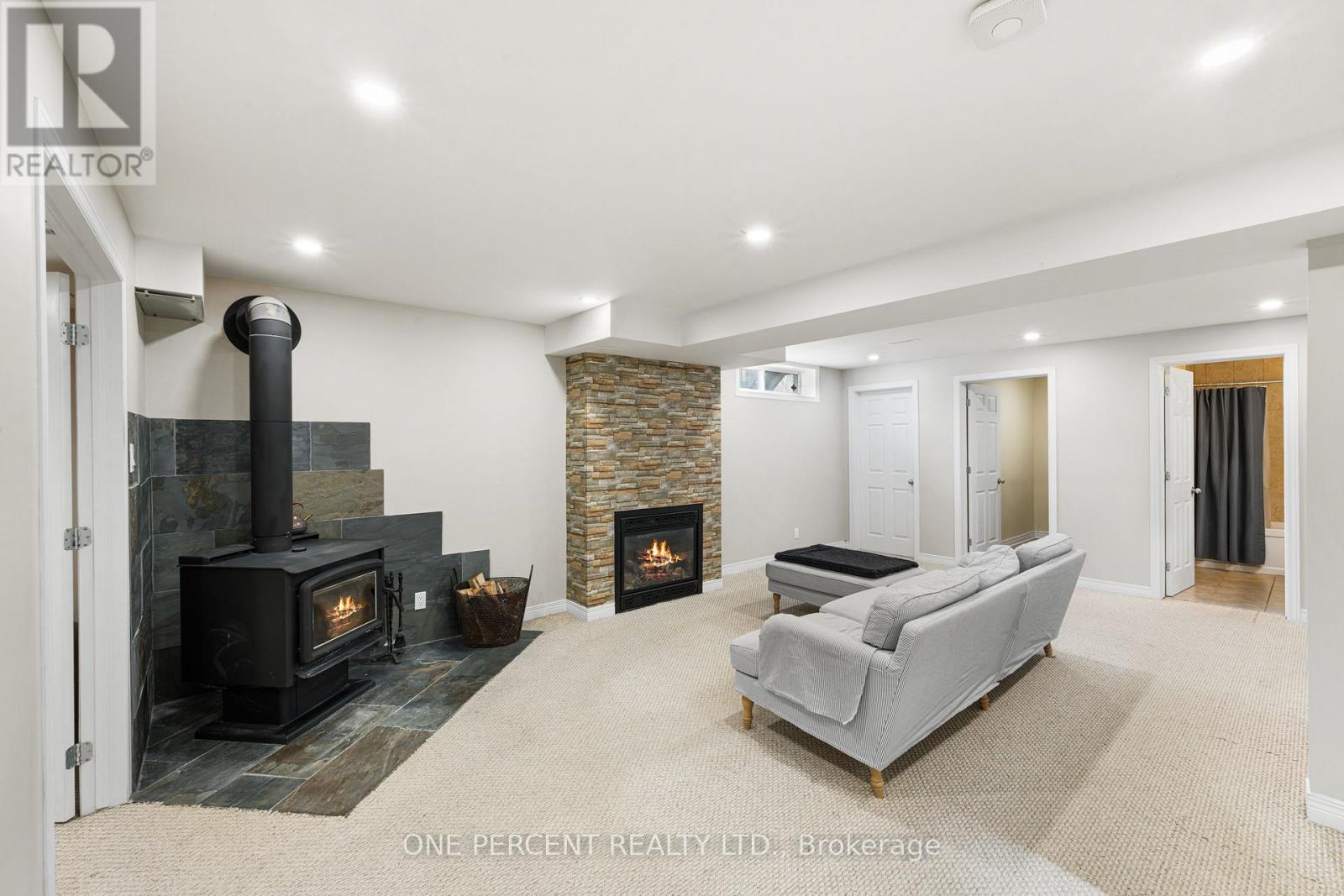 28 SAWGRASS CIRCLE - 27