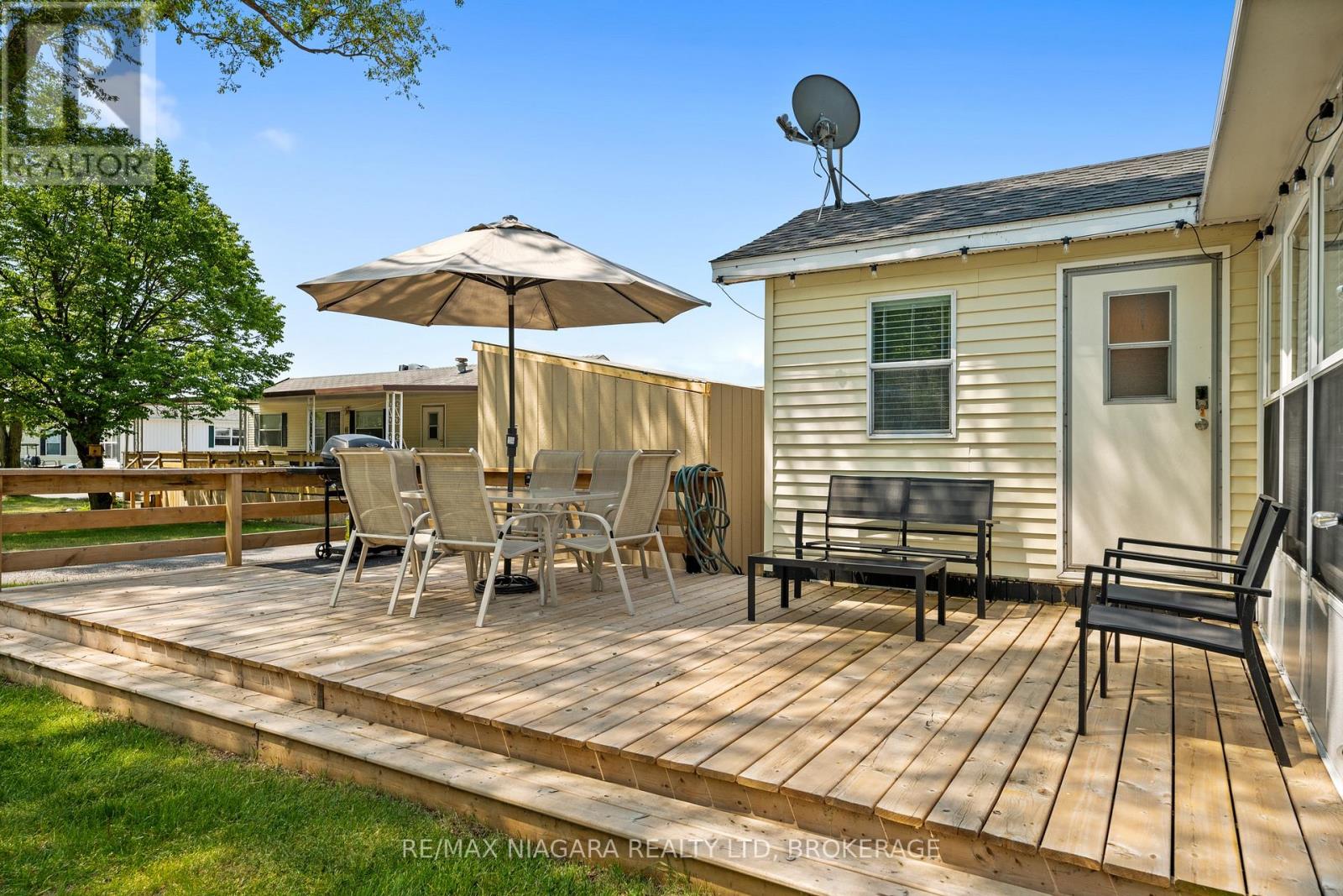 28 MARINER CRESCENT - 23