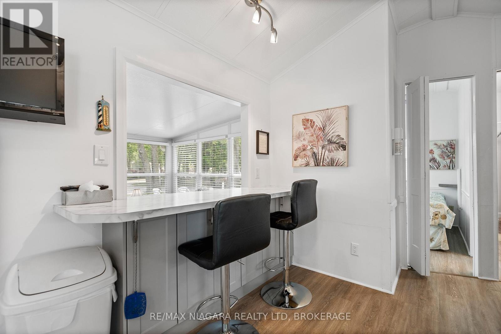 28 MARINER CRESCENT - 6