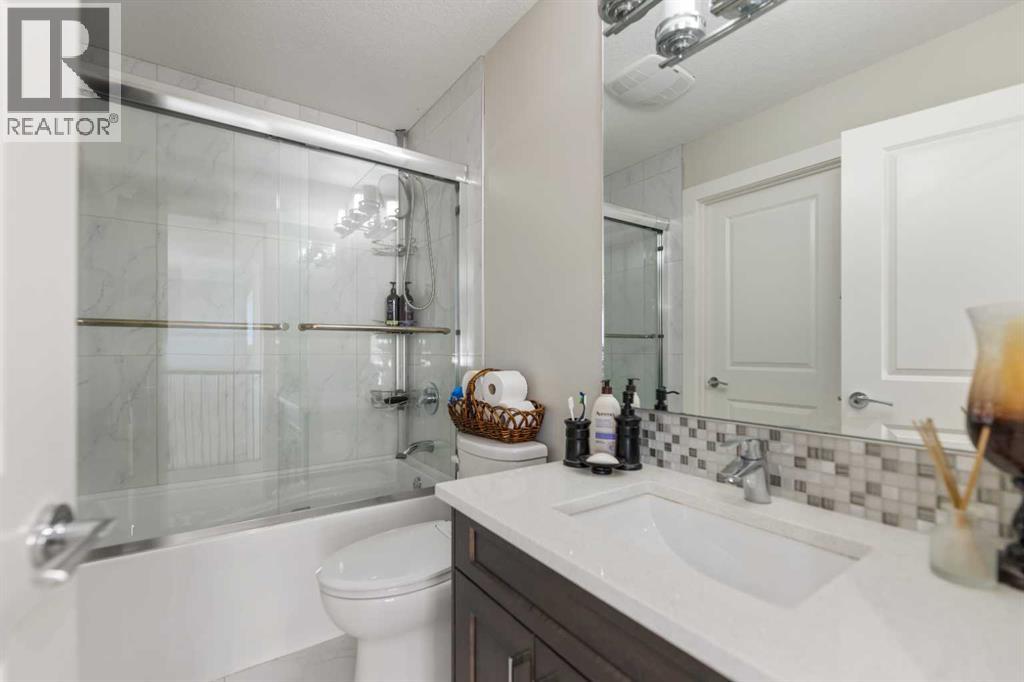 125 Kinniburgh Loop — photo 35