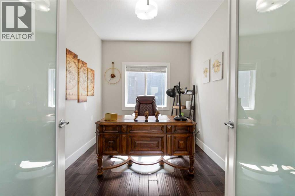 125 Kinniburgh Loop — photo 47