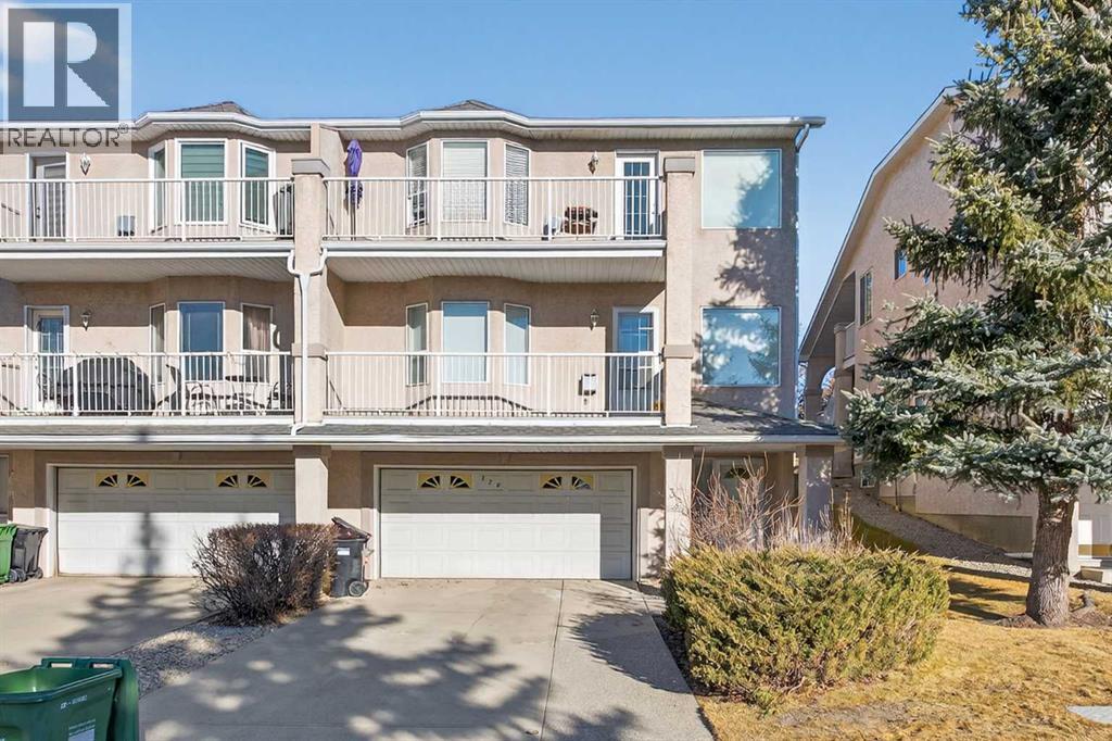 320 Sierra Morena Green SW - Image 2