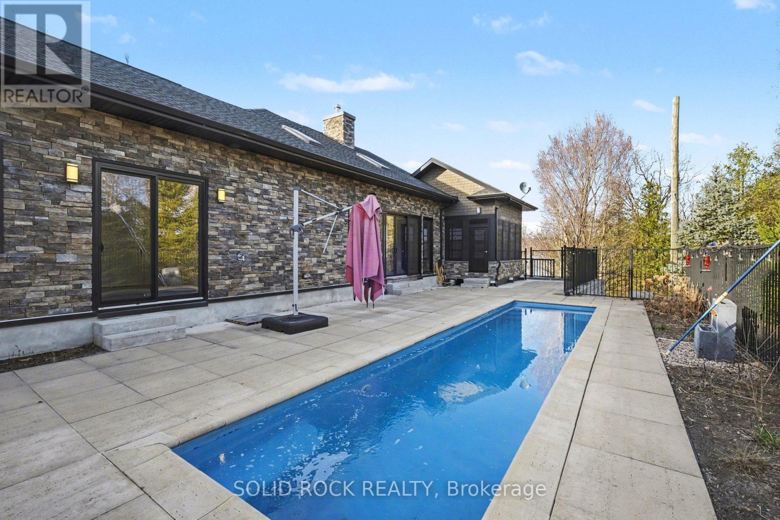 19 NEELY STREET - 32