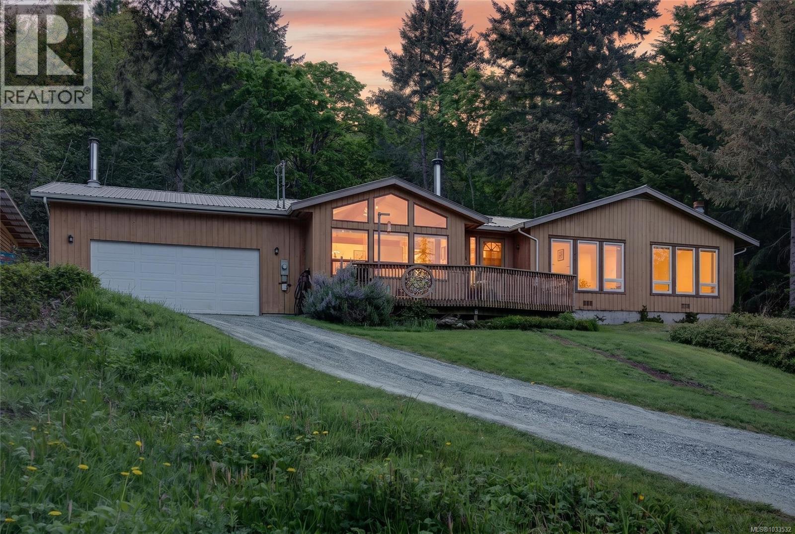  251 Price Road, Salt Spring