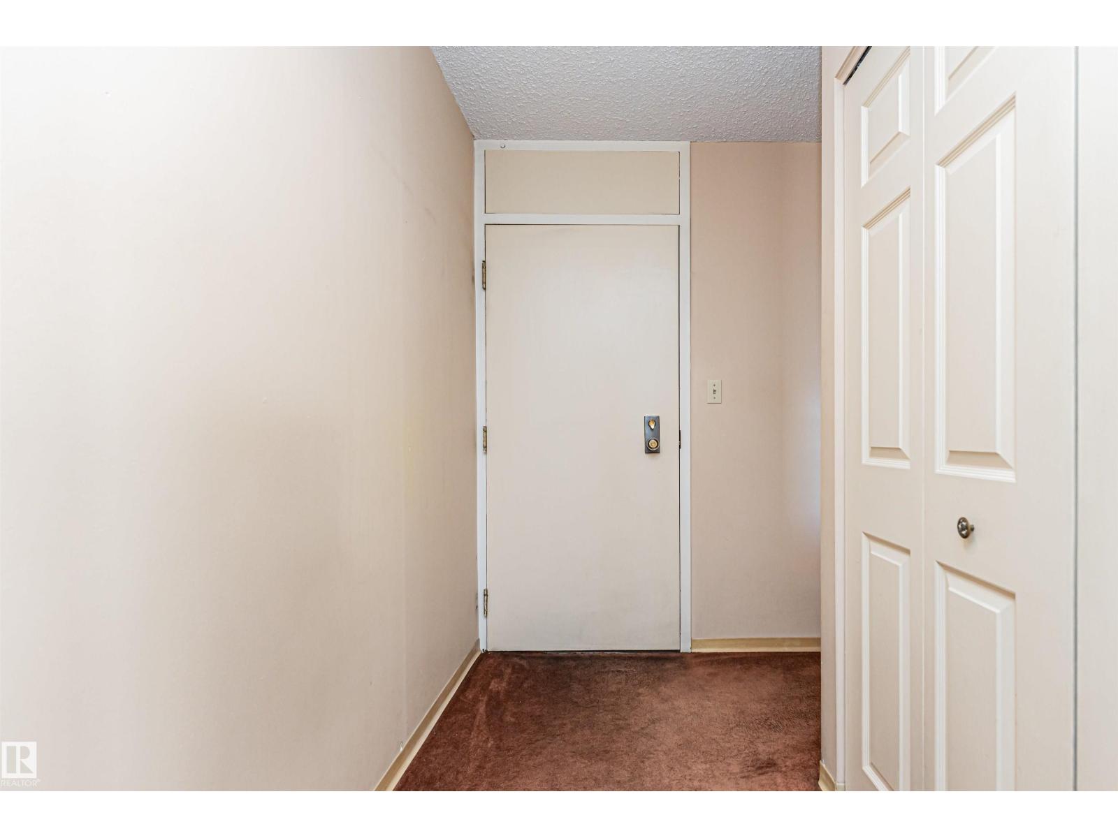 #407 10045 118 ST NW - 6