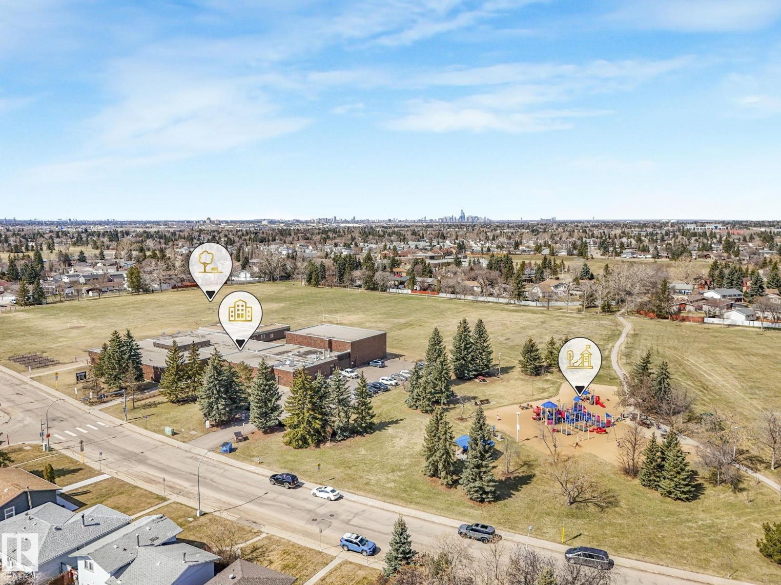 1027 77 ST NW, Edmonton