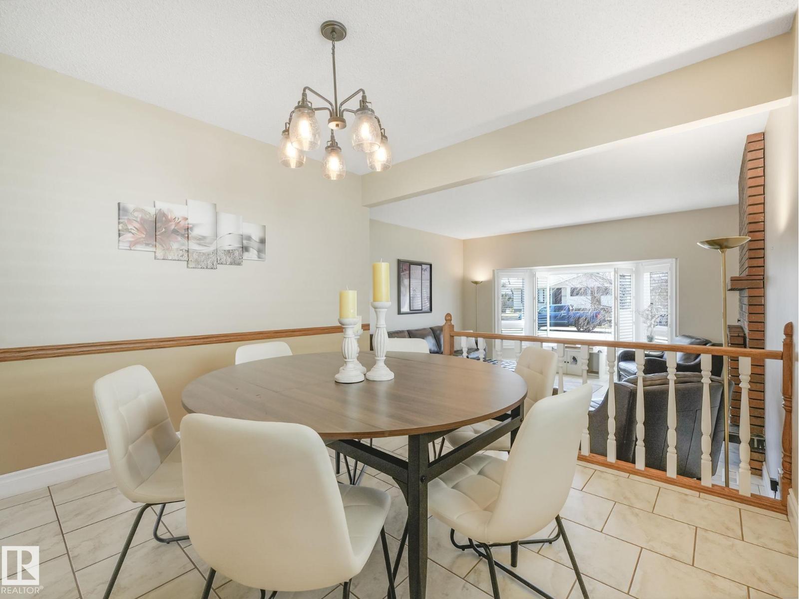1027 77 ST NW, Edmonton