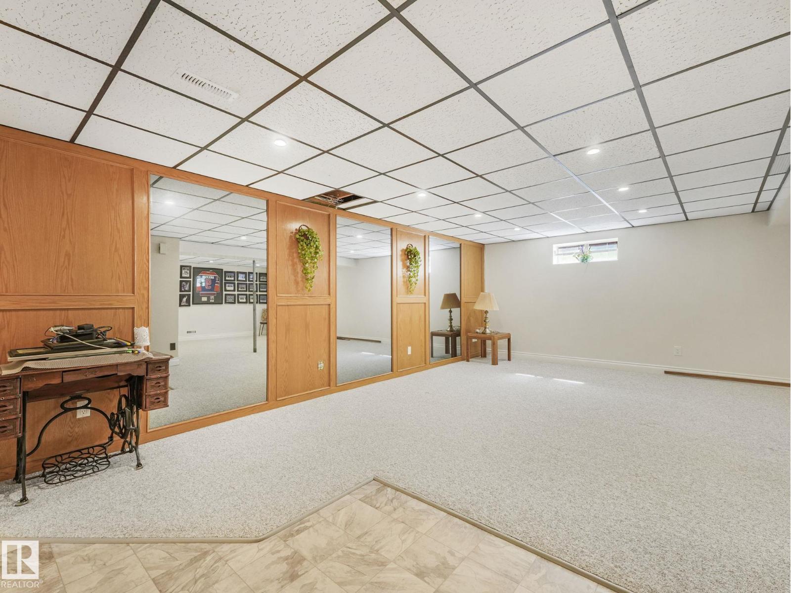 1027 77 ST NW, Edmonton