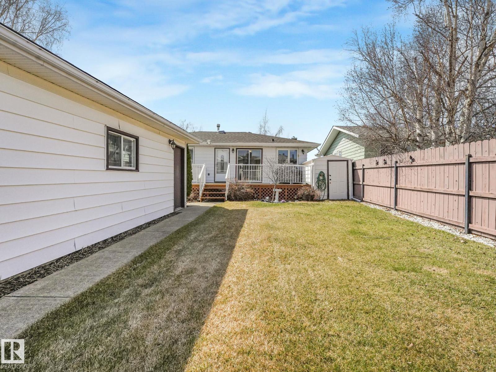 1027 77 ST NW, Edmonton