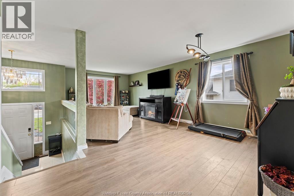 250 GRONDIN STREET, LaSalle, Ontario, N9J3M7 — Photo 10