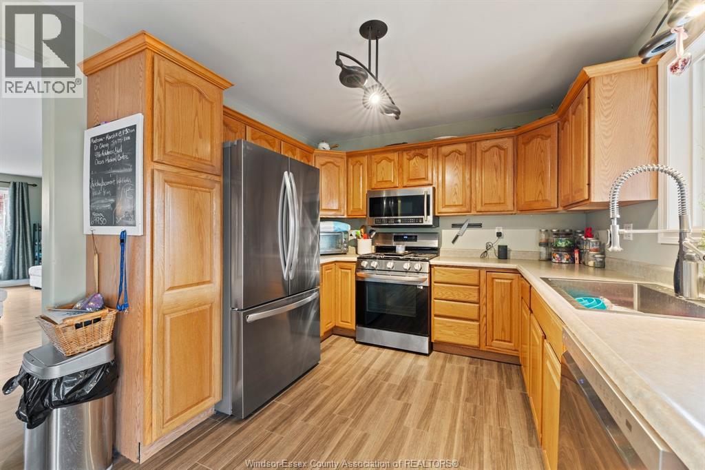 250 GRONDIN STREET, LaSalle, Ontario, N9J3M7 — Photo 14