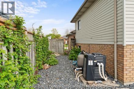250 GRONDIN STREET, LaSalle, Ontario, N9J3M7 — Photo 40