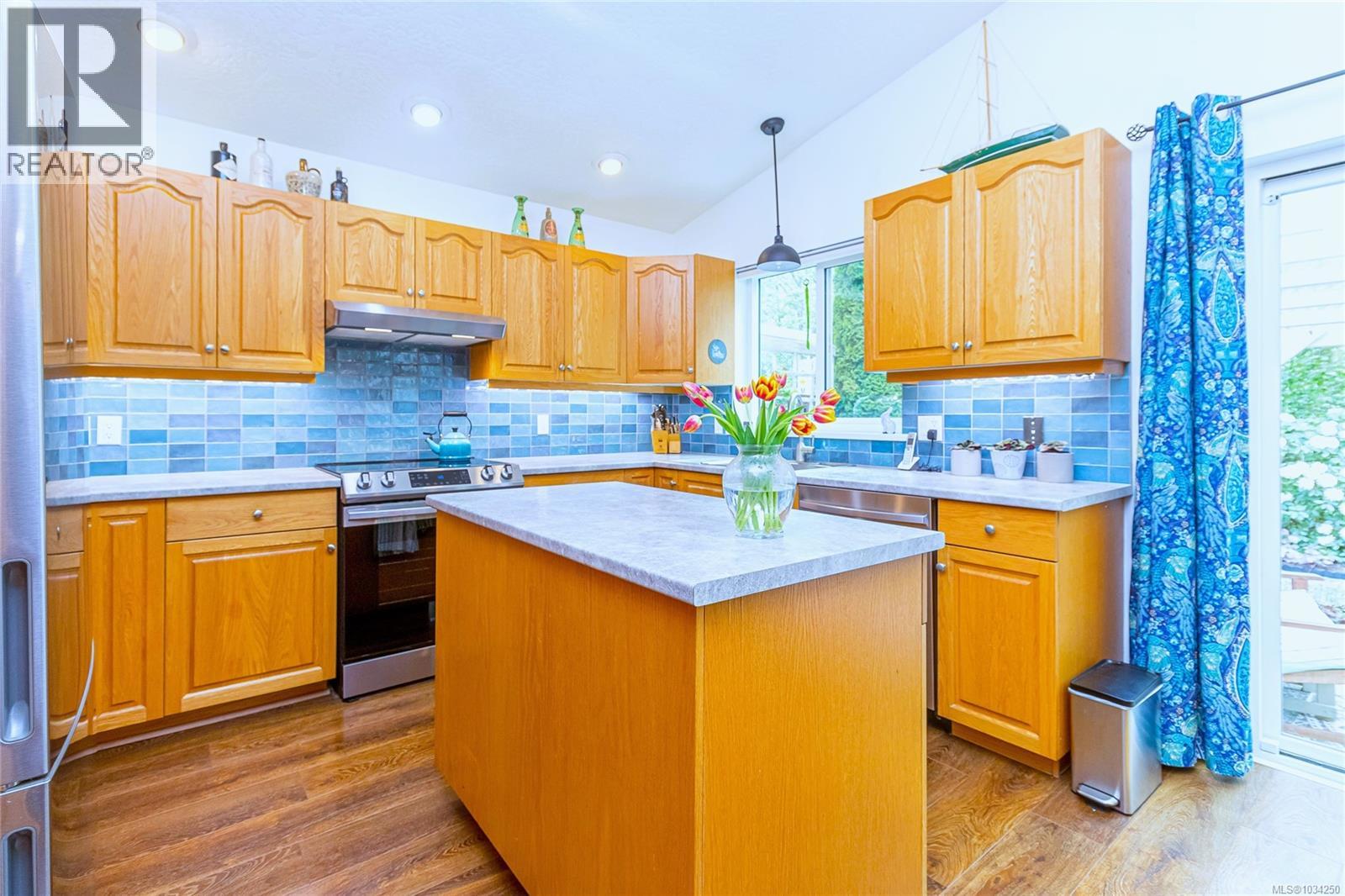 726 Park Pl - 5