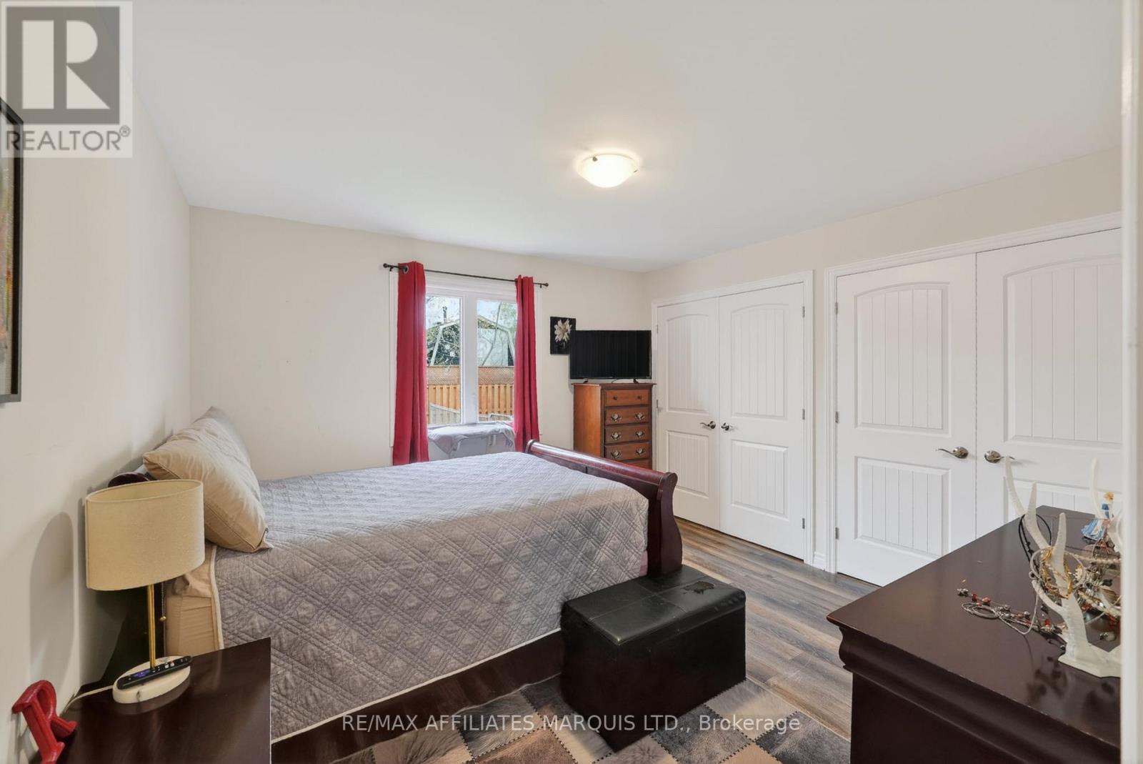 328 BELFORT CRESCENT - 15