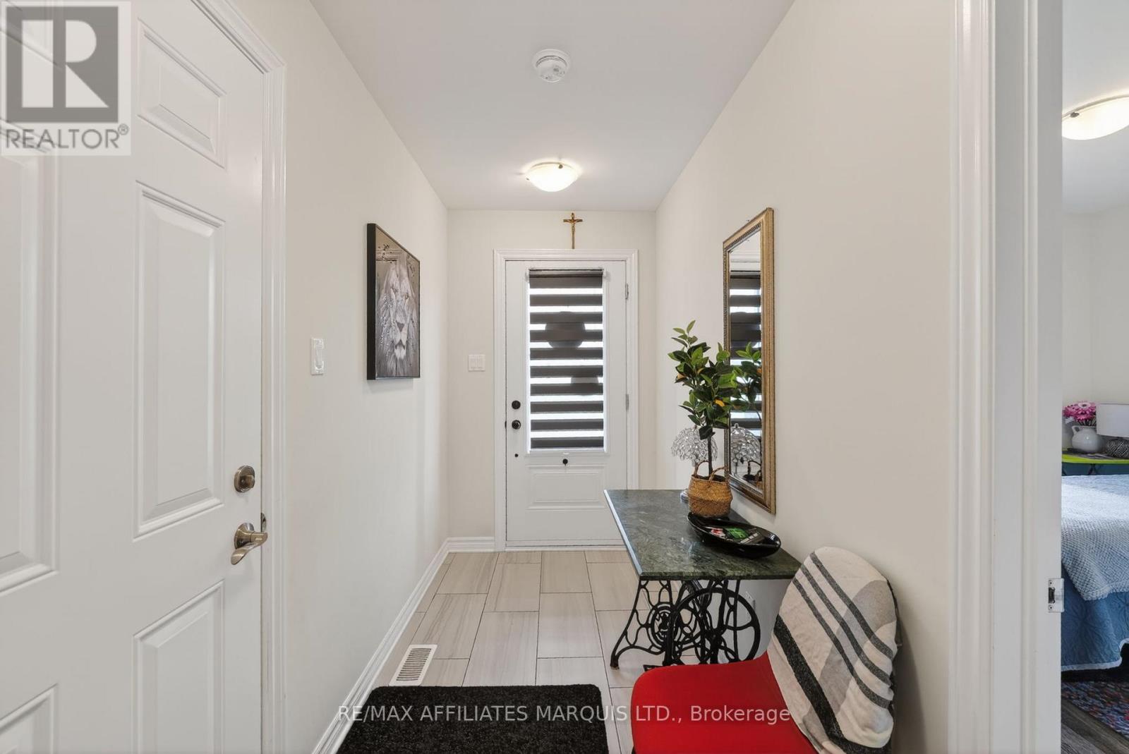 328 BELFORT CRESCENT - Image 3