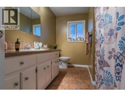 1224 Third Avenue, Trail, BC V1R1P2 Photo 43