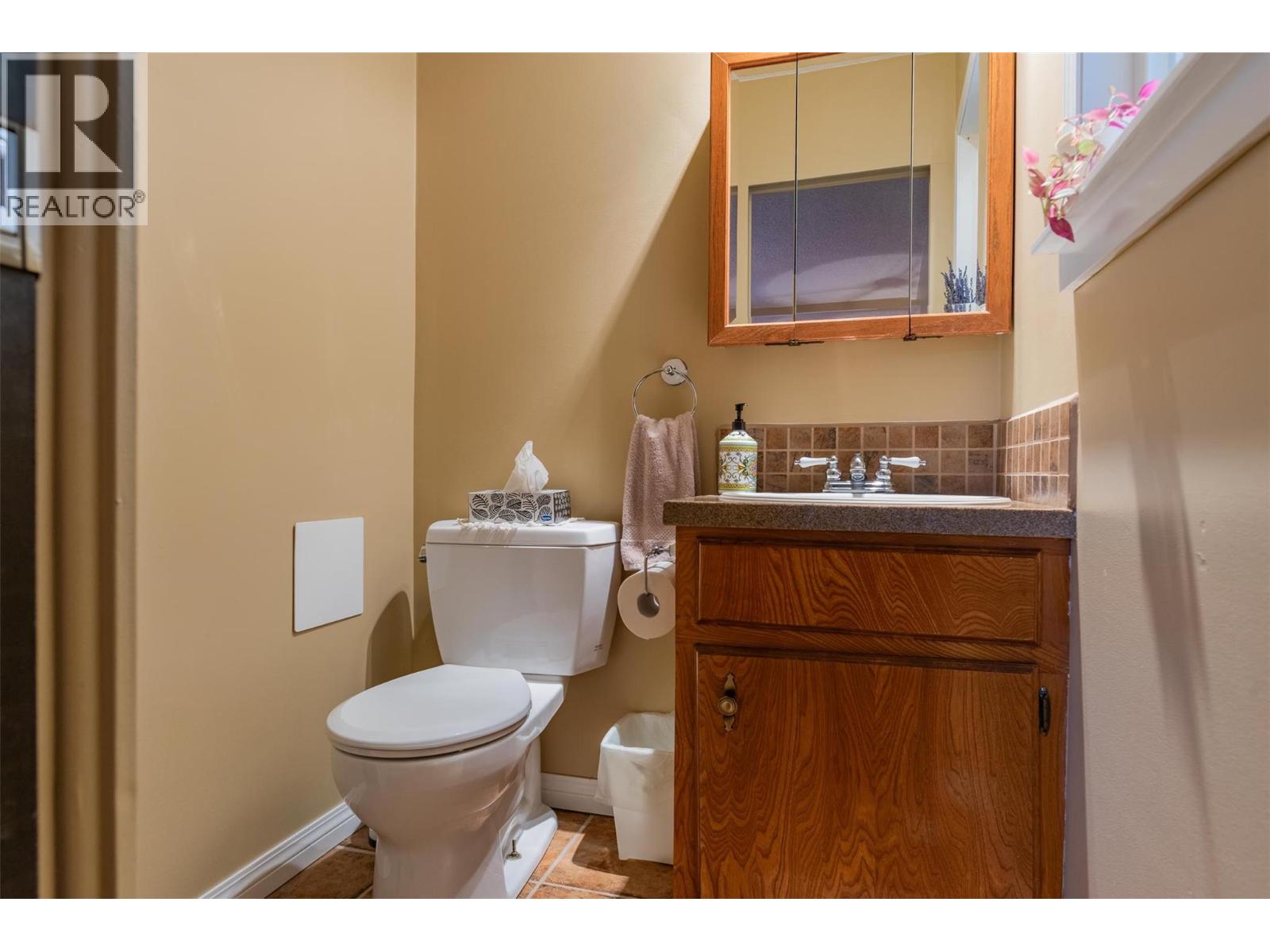 1224 Third Avenue - 20