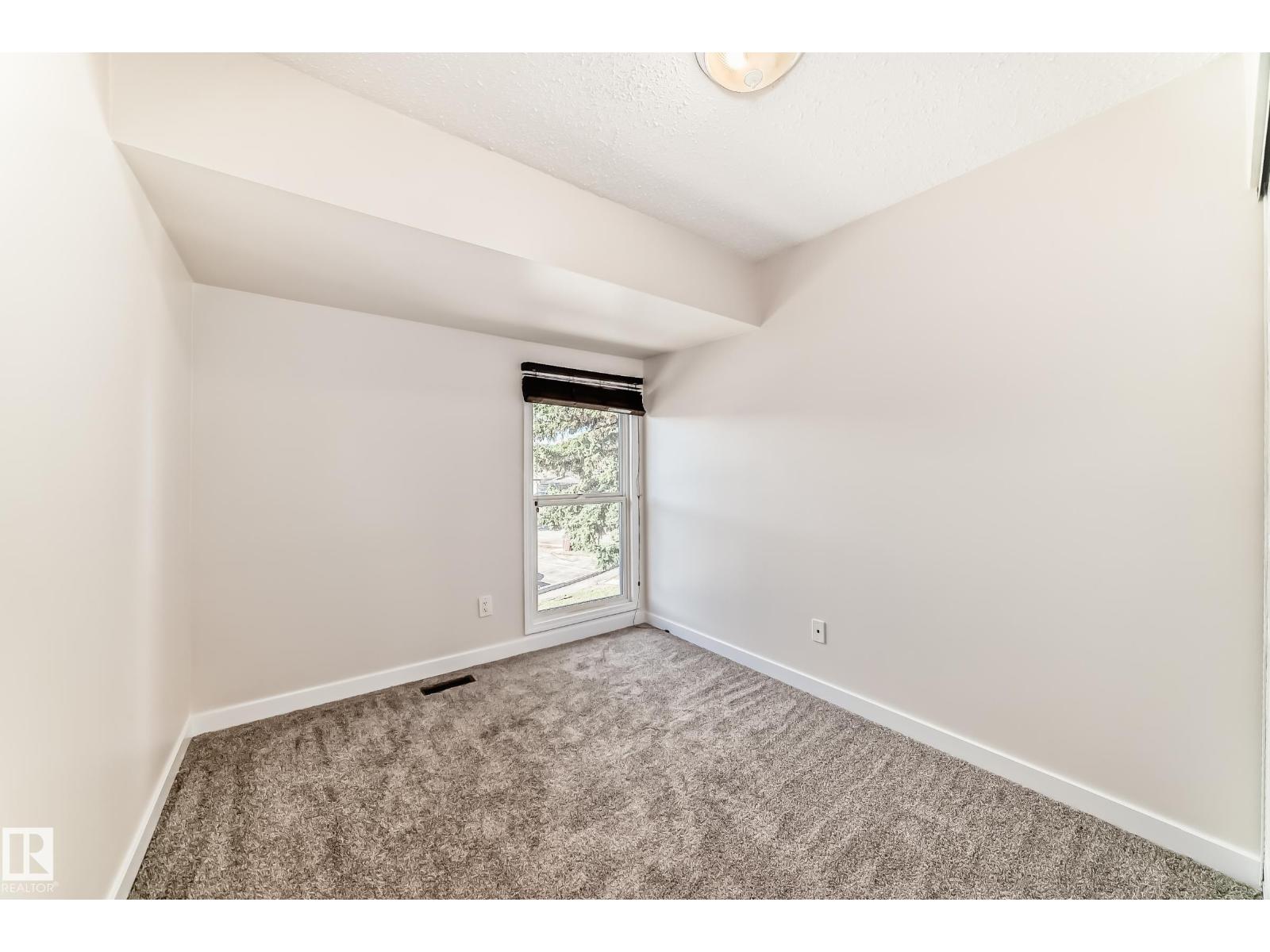 3139 109 ST NW - 25