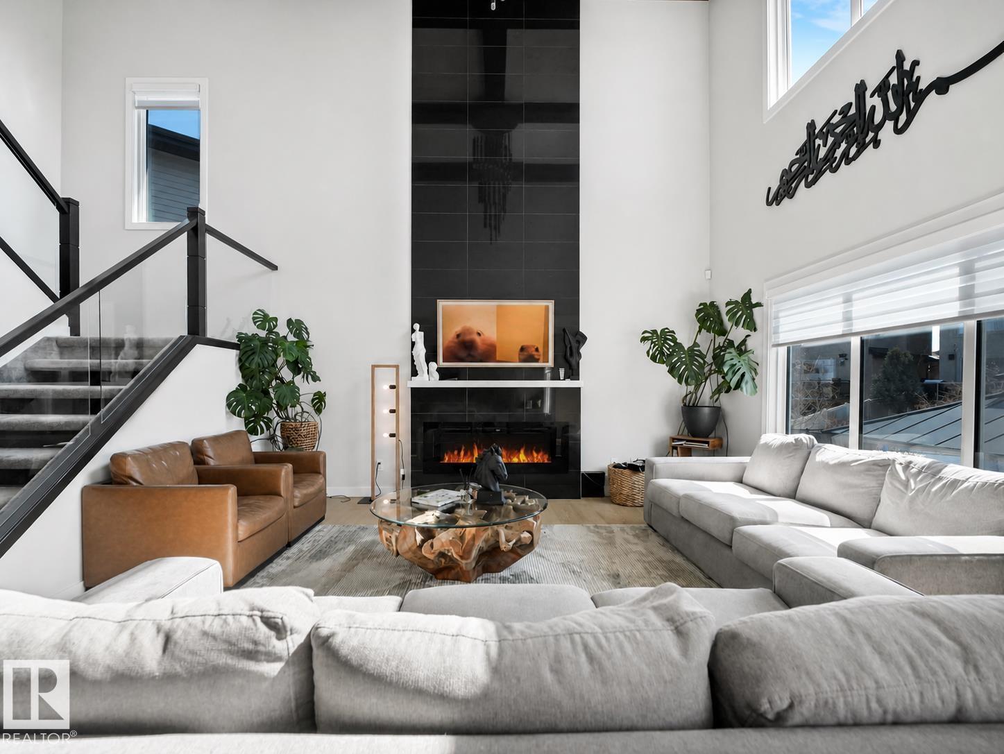 18204 90 ST NW, Edmonton