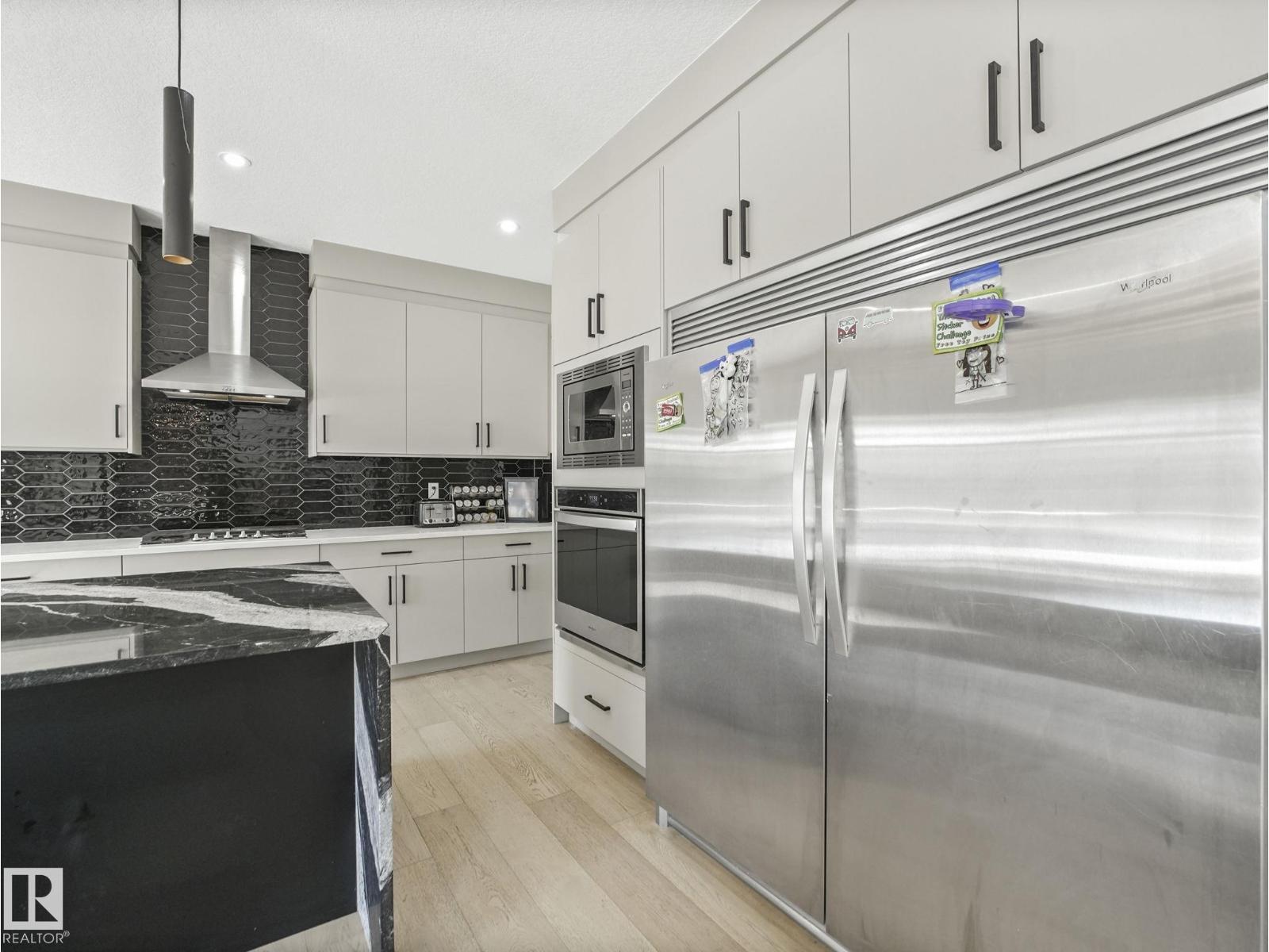 18204 90 ST NW, Edmonton