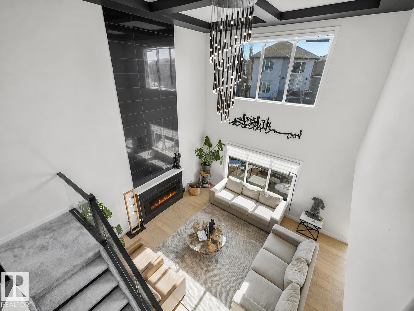 18204 90 ST NW, Edmonton