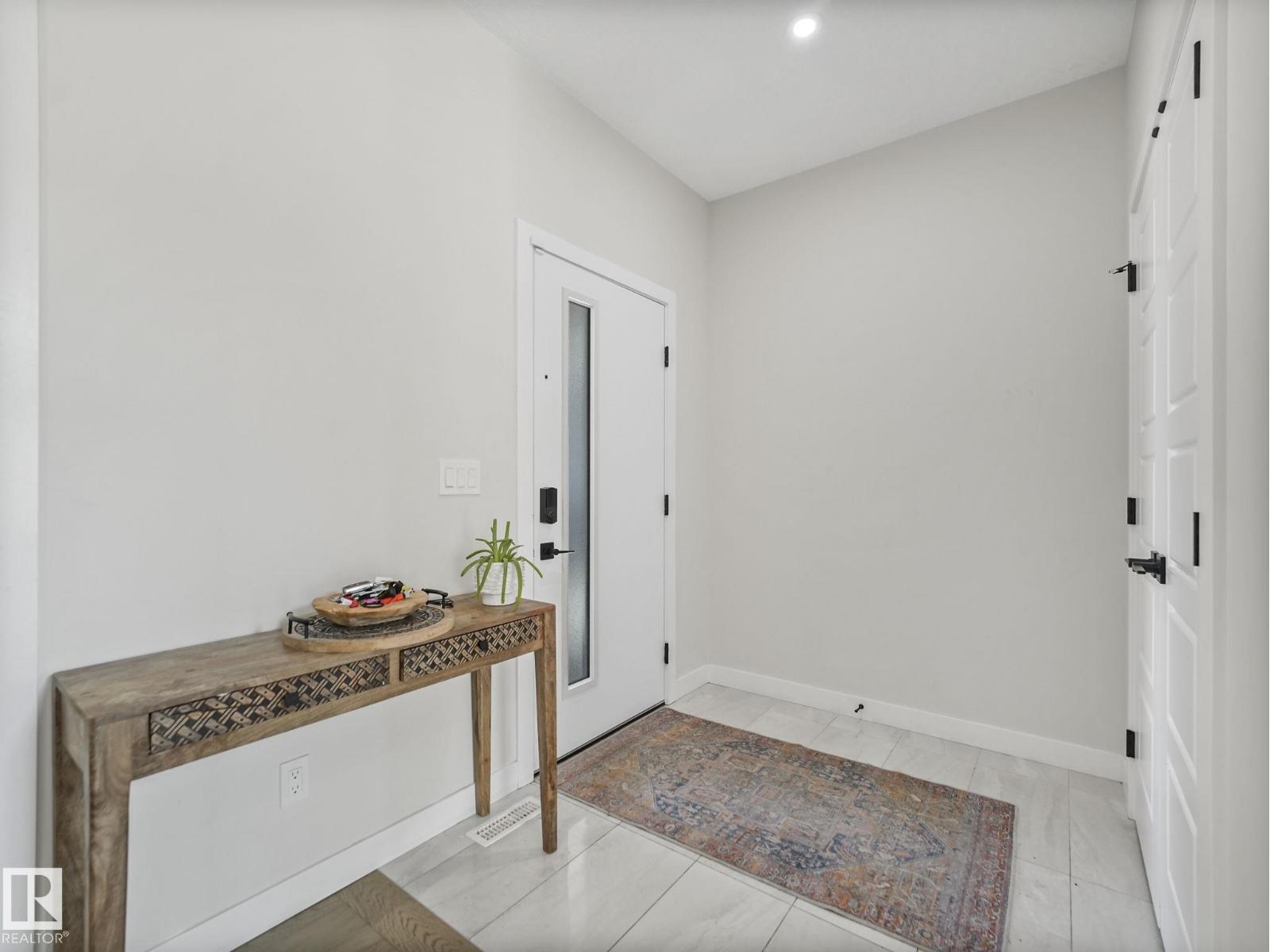 18204 90 ST NW, Edmonton