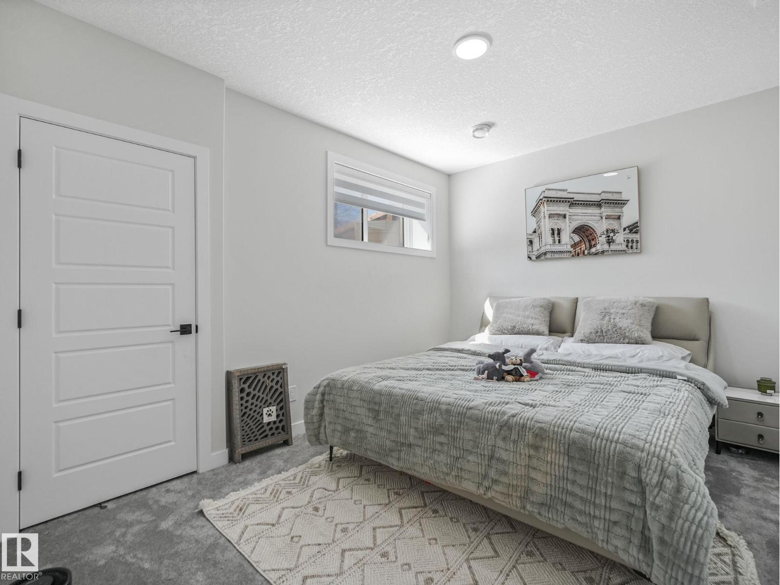 18204 90 ST NW, Edmonton