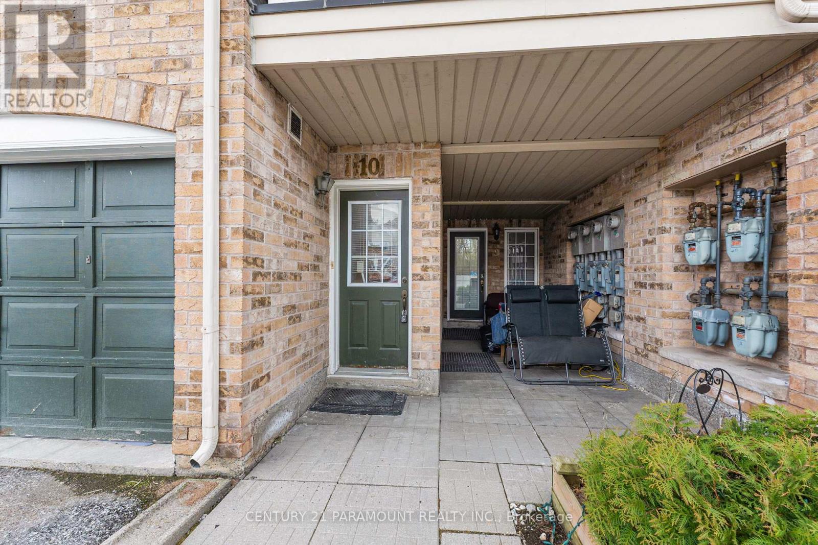 #10 200 MCLEVIN AVENUE - 4