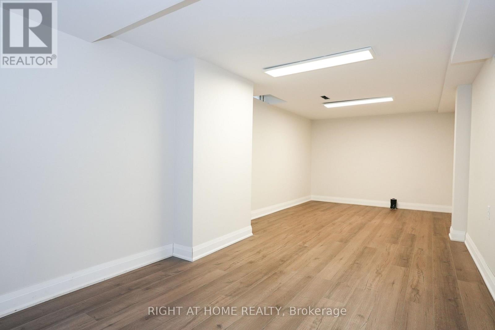 33 MEAGHAN STREET - 44