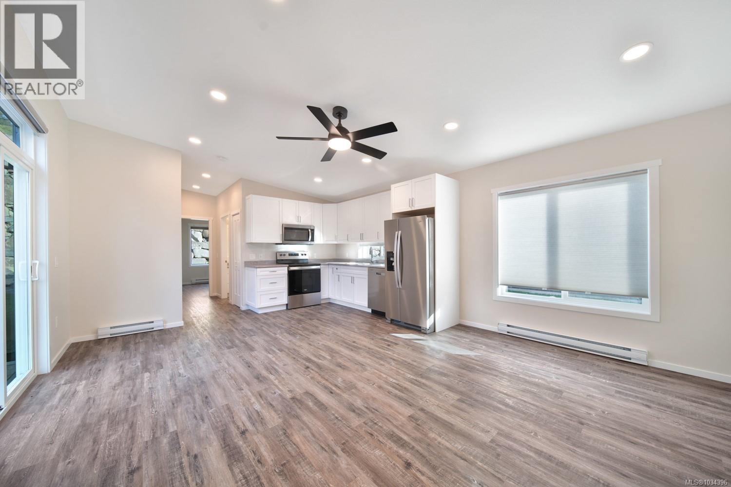 #102 3499 Henry Rd - 4