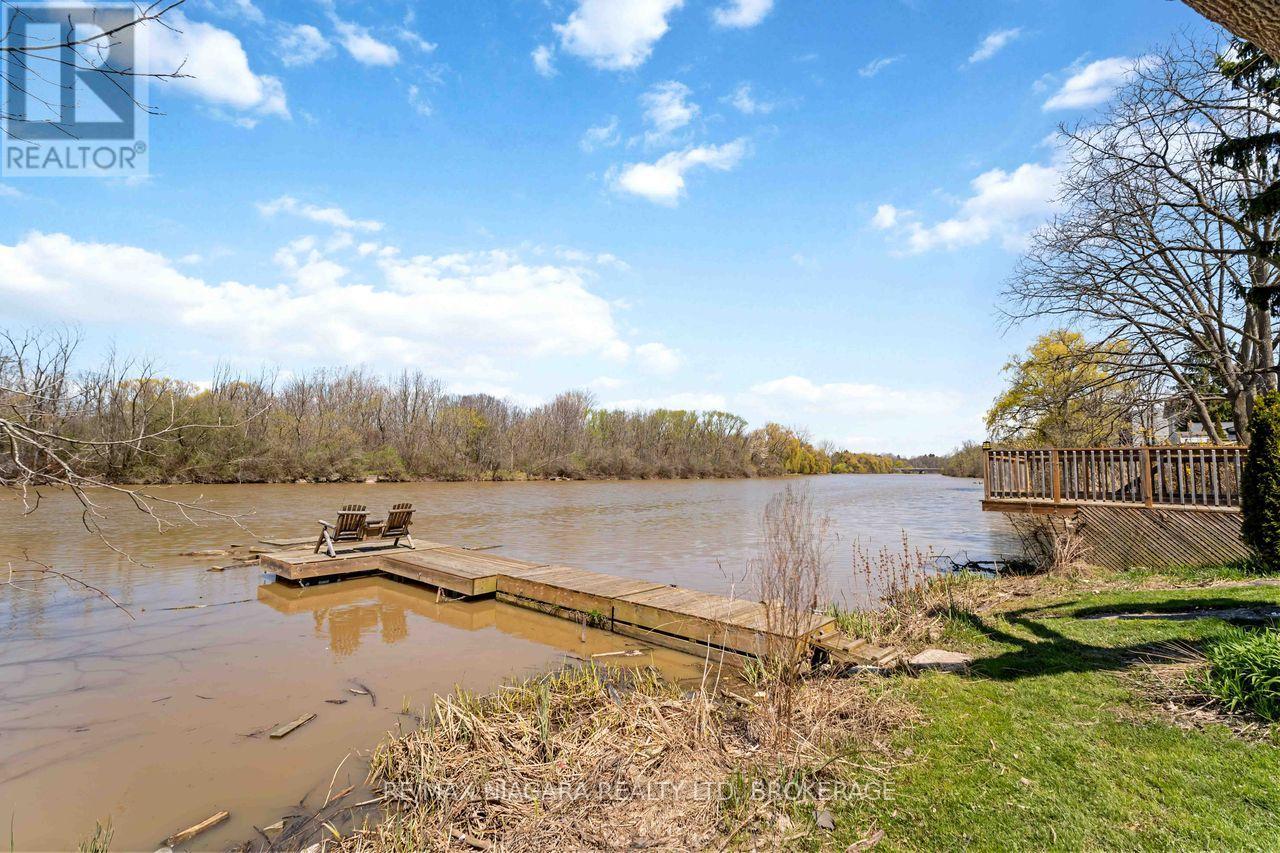 70 RIVERSIDE DRIVE - 13