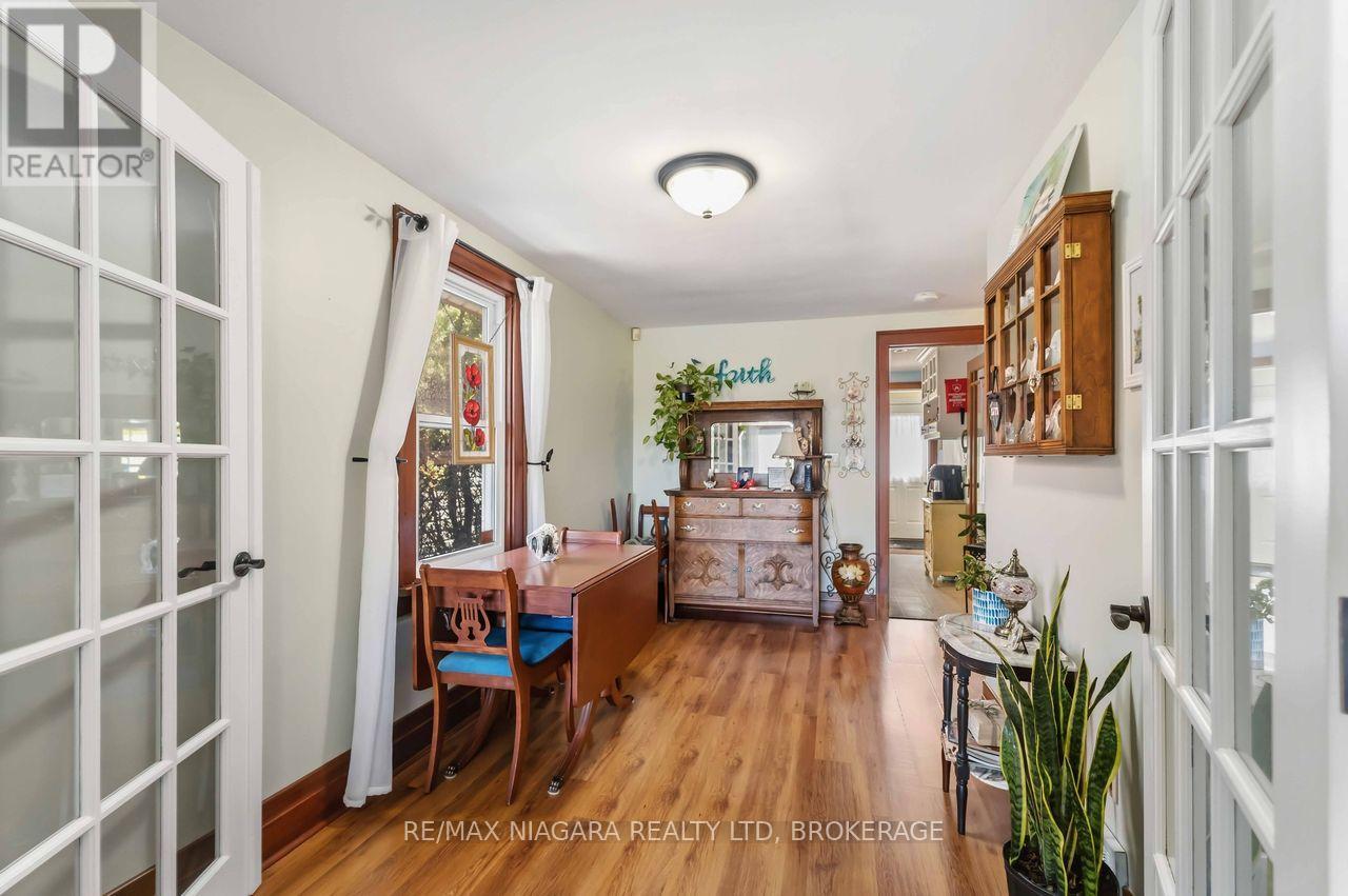 70 RIVERSIDE DRIVE - 21