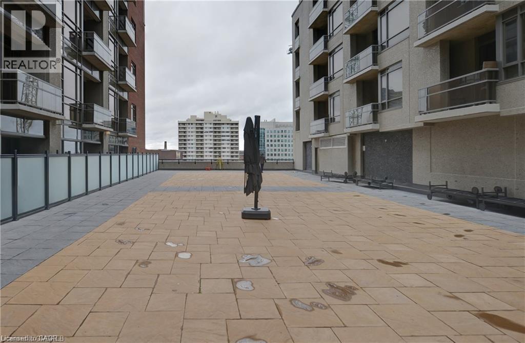 150 MAIN Street W Unit# 411, Hamilton, Ontario, L8P1H8 — Photo 27
